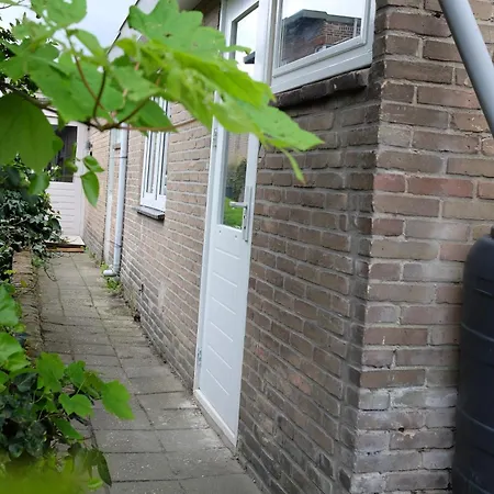 Ferienhaus 24 - Aan Zee - Met Eigen Tuin *