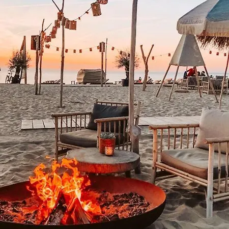 24 - Aan Zee - Met Eigen Tuin * Noordwijk