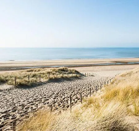 24 - Aan Zee - Met Eigen Tuin Nyaraló Noordwijk