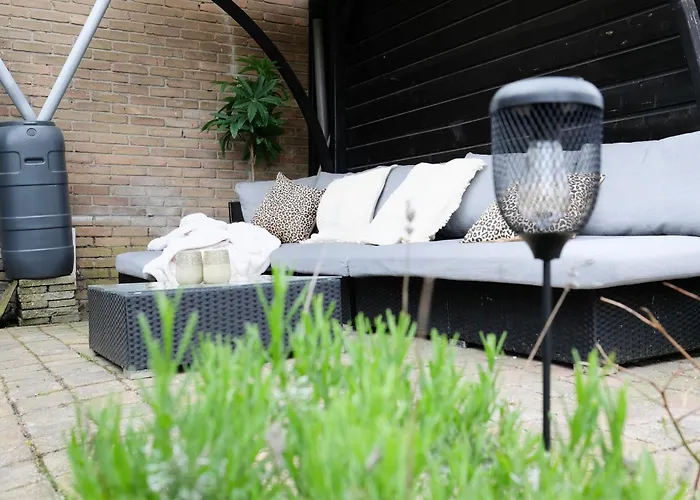 24 - Aan Zee - Met Eigen Tuin Noordwijk