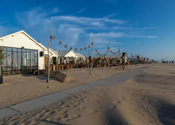 Feriehus 24 - Aan Zee - Met Eigen Tuin