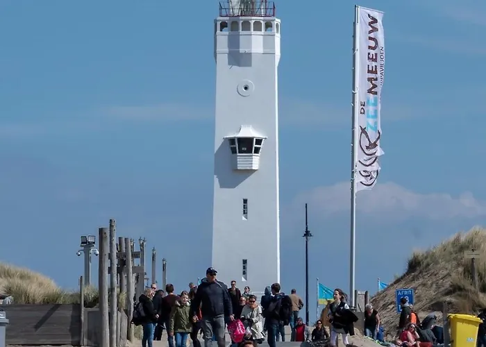 24 - Aan Zee - Met Eigen Tuin
