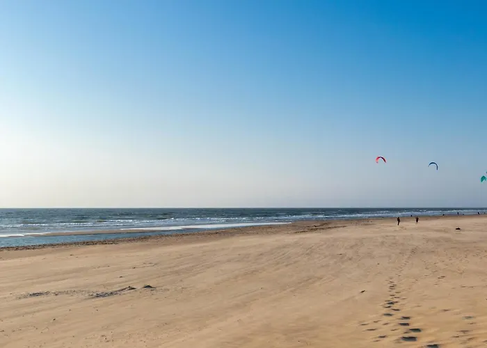 24 - Aan Zee - Met Eigen Tuin نوردفيك