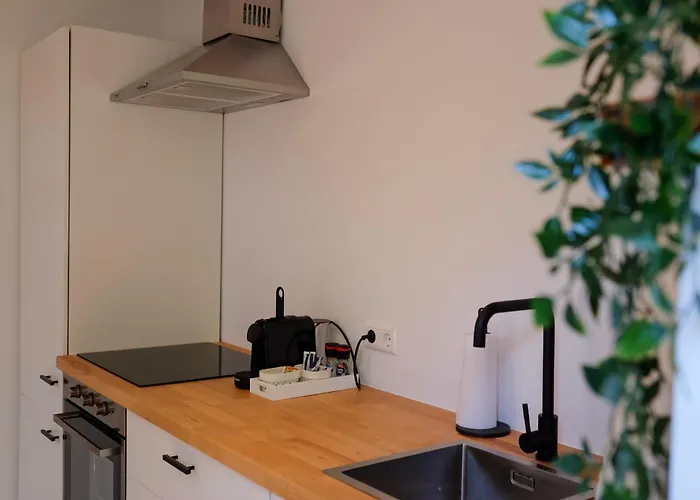 24 - Aan Zee - Met Eigen Tuin بيت للعطل نوردفيك